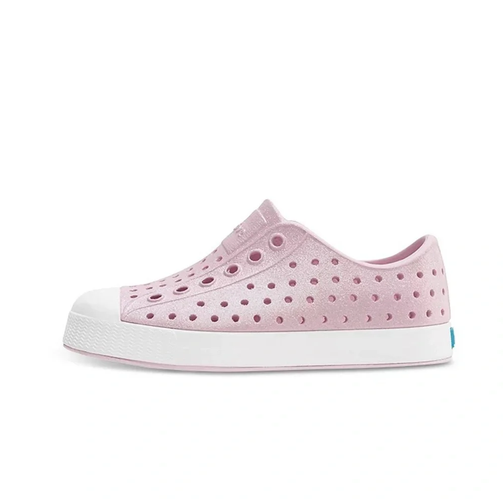Native Kids Jefferson Slip-On Water Shoe in Light Pink with White Toe